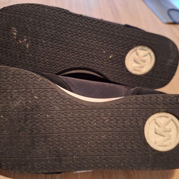 Micheal kors sneaker - Picture 3 of 5